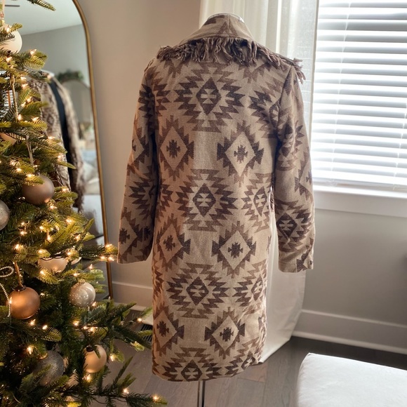 BB Dakota - Women’s Frill Patterned Long Cardigan - Picture 5 of 11